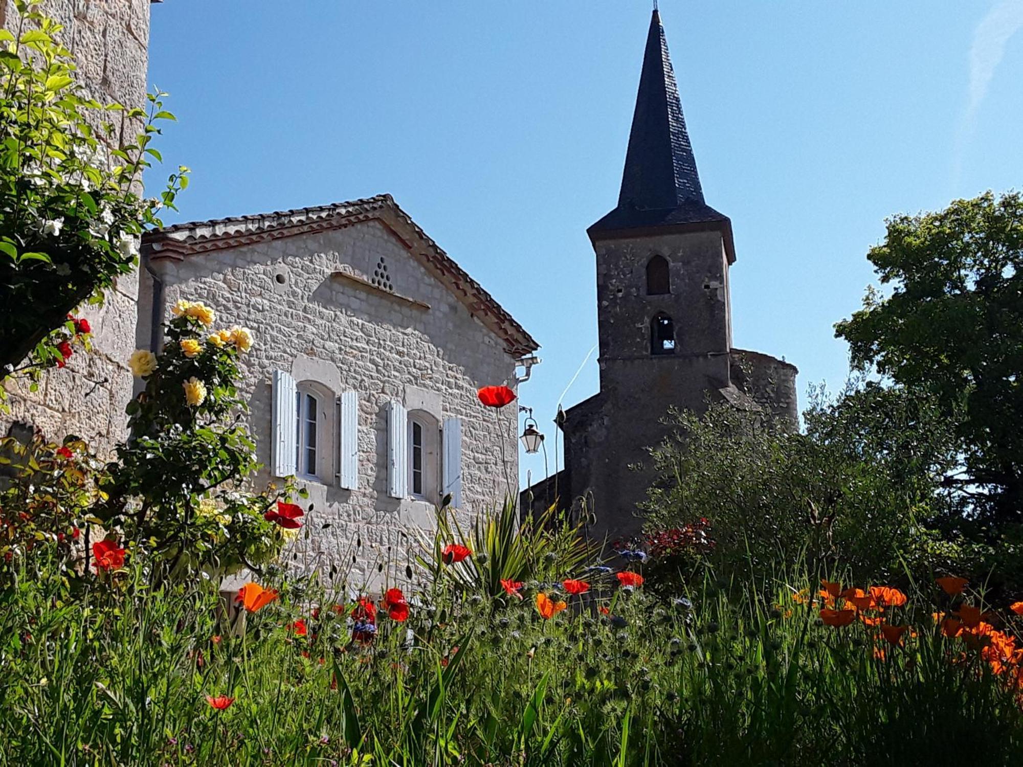Bastida De Beata Bed & Breakfast Noailles  ภายนอก รูปภาพ