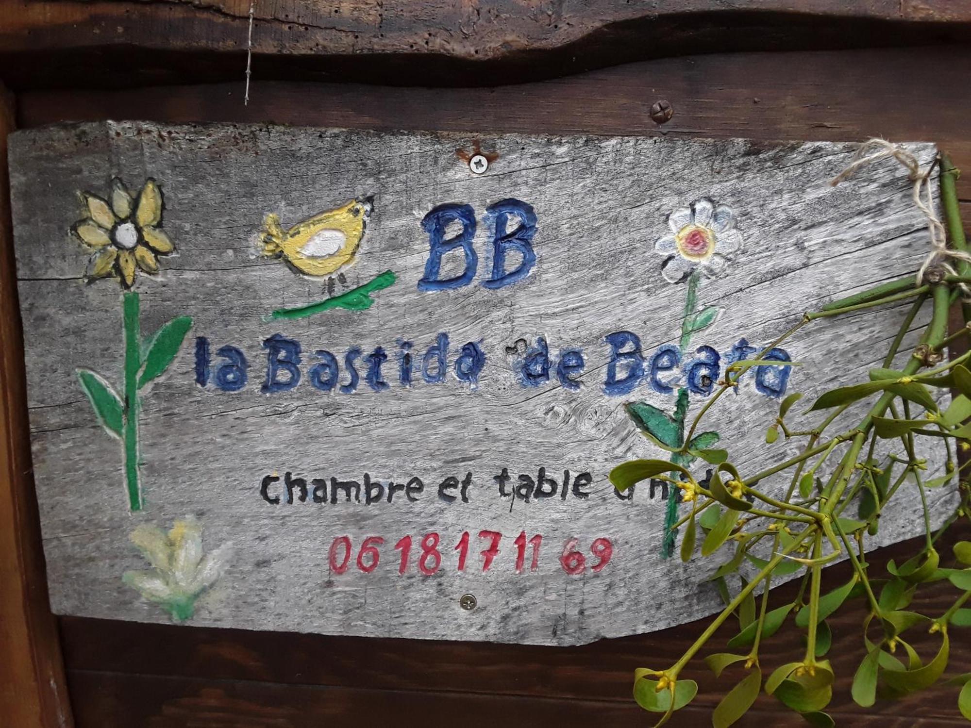 Bastida De Beata Bed & Breakfast Noailles  ภายนอก รูปภาพ